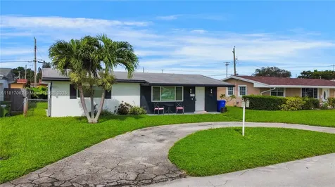 1160 NW 79th Terrace Pembroke Pines FL 33024