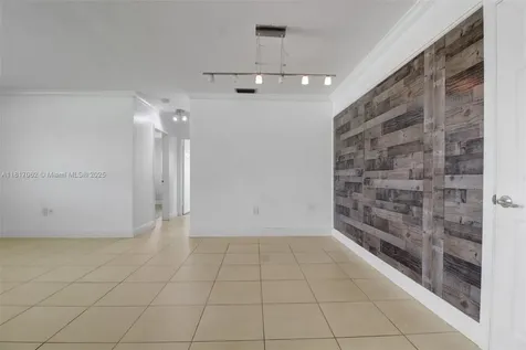 1160 NW 79th Terrace Pembroke Pines FL 33024