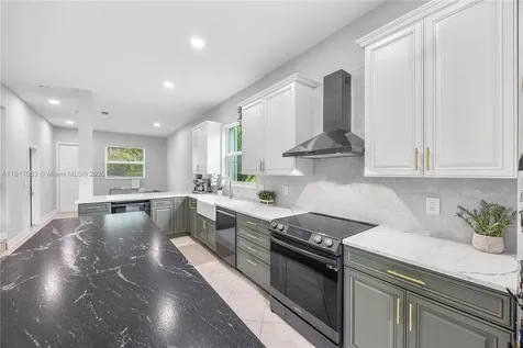 8328 Lagos De Campo Boulevard Tamarac FL 33321