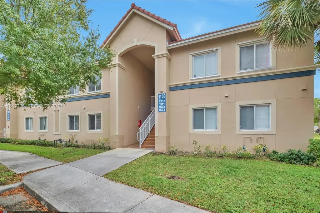 1103 Golden Lakes Boulevard West Palm Beach FL 33411