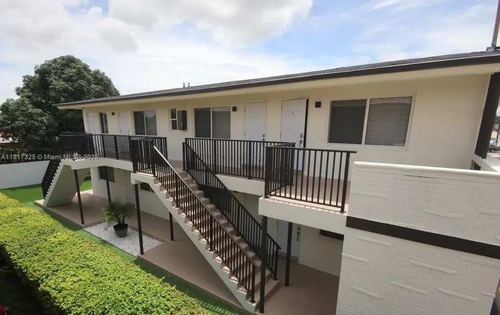 251 NW 57th Avenue Miami FL 33126