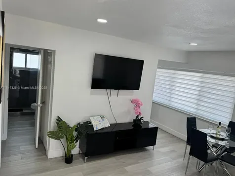251 NW 57th Avenue Miami FL 33126