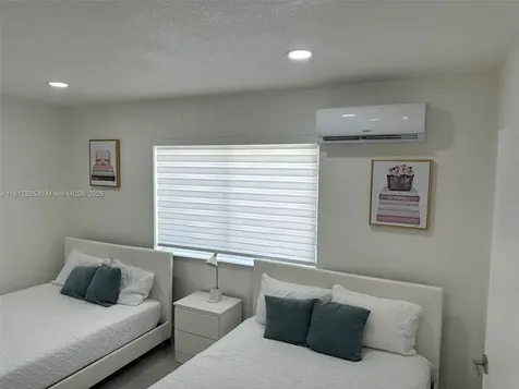 251 NW 57th Avenue Miami FL 33126