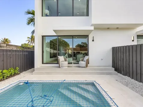 2732 SW 31st Avenue Miami FL 33133