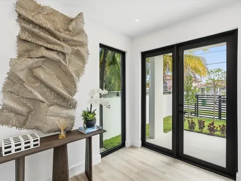2732 SW 31st Avenue Miami FL 33133