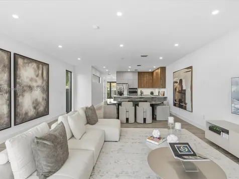 2732 SW 31st Avenue Miami FL 33133