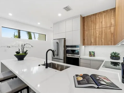 2732 SW 31st Avenue Miami FL 33133