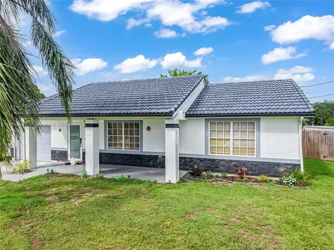 1797 SW Hampshire Lane Port St. Lucie FL 34953