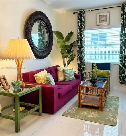 335 Ocean Drive Miami Beach FL 33139