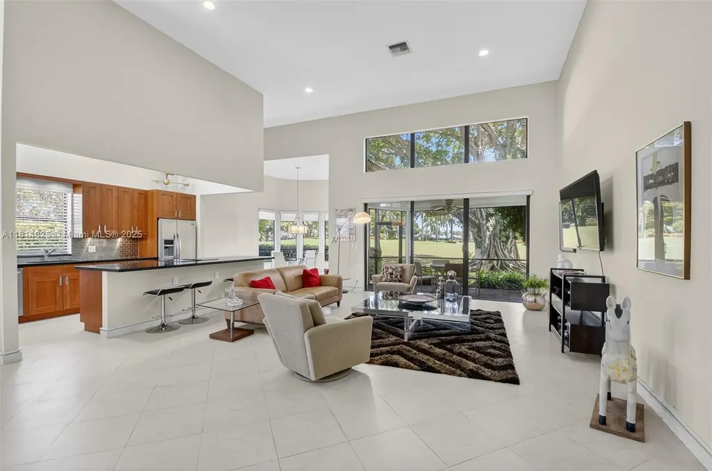 10160 Spyglass Boca Raton FL 33498