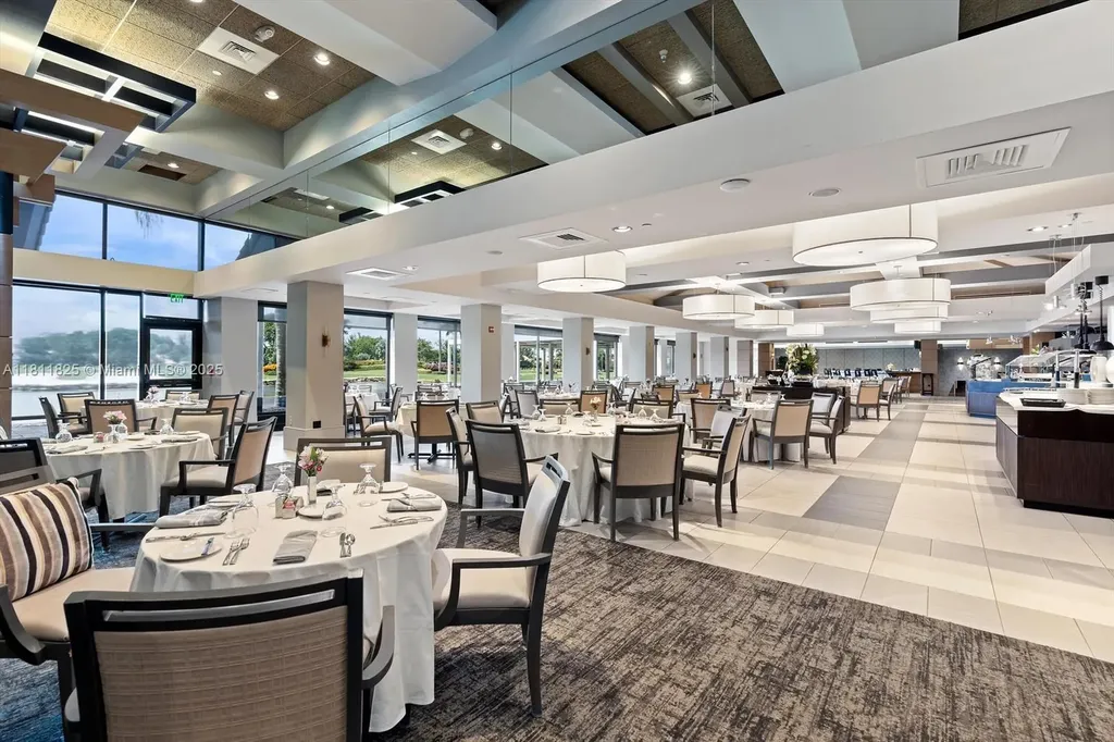 10160 Spyglass Boca Raton FL 33498