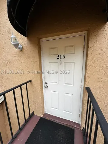 6023 10th Avenue N Green Acres FL 33463