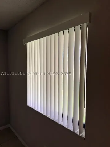 6023 10th Avenue N Green Acres FL 33463