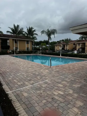 6023 10th Avenue N Green Acres FL 33463