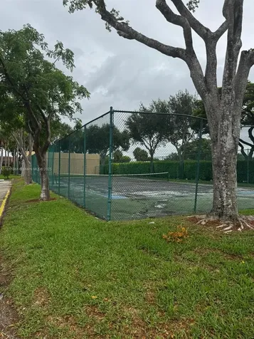 6023 10th Avenue N Green Acres FL 33463