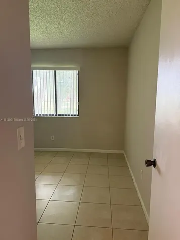 6023 10th Avenue N Green Acres FL 33463