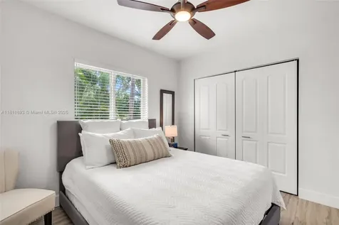 17491 NE 19th Avenue North Miami Beach FL 33162