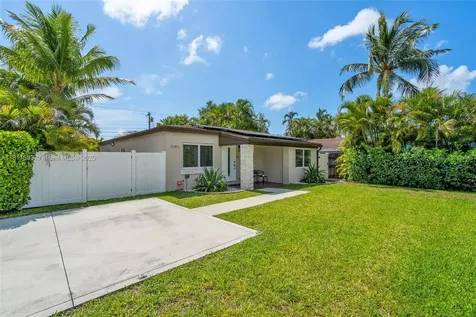 17491 NE 19th Avenue North Miami Beach FL 33162