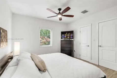 17491 NE 19th Avenue North Miami Beach FL 33162