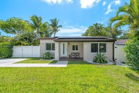 17491 NE 19th Avenue North Miami Beach FL 33162