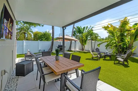 17491 NE 19th Avenue North Miami Beach FL 33162