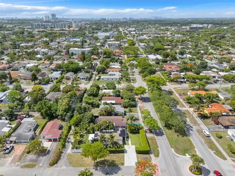 17491 NE 19th Avenue North Miami Beach FL 33162