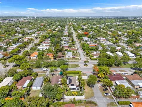 17491 NE 19th Avenue North Miami Beach FL 33162
