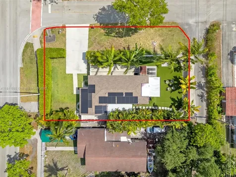 17491 NE 19th Avenue North Miami Beach FL 33162