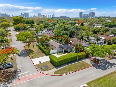 17491 NE 19th Avenue North Miami Beach FL 33162