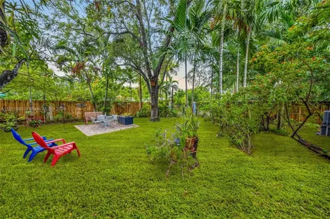 81 Hough Drive Miami Springs FL 33166