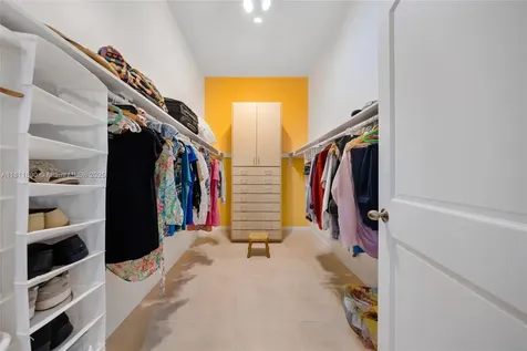 81 Hough Drive Miami Springs FL 33166