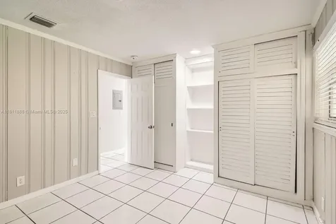 6221 NW 17th Street Sunrise FL 33313