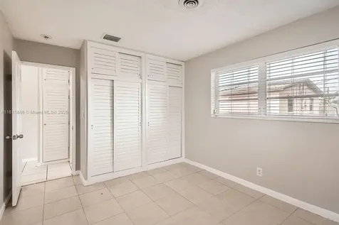 6221 NW 17th Street Sunrise FL 33313