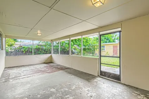 6221 NW 17th Street Sunrise FL 33313