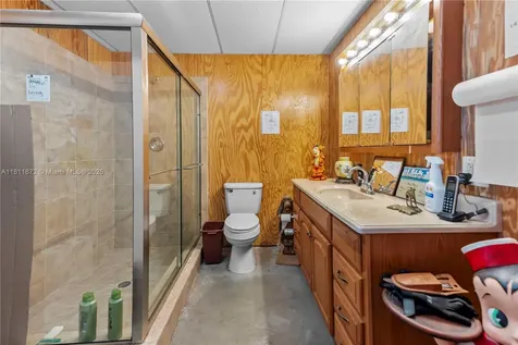 4077 SW 121st Terrace Davie FL 33330