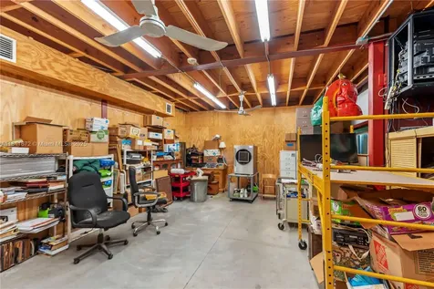 4077 SW 121st Terrace Davie FL 33330