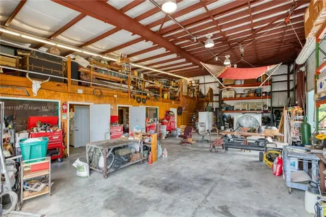 4077 SW 121st Terrace Davie FL 33330