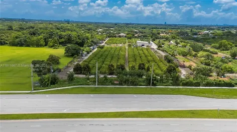 4077 SW 121st Terrace Davie FL 33330