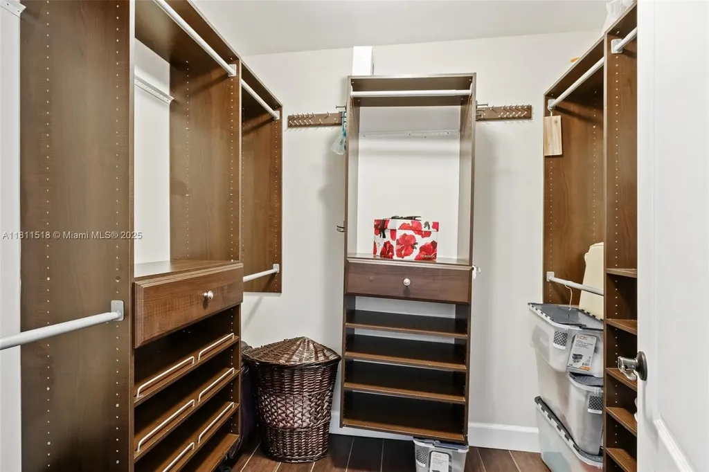 875 NW 108th Lane Coral Springs FL 33071