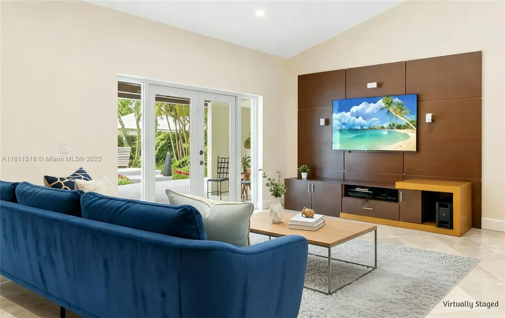 875 NW 108th Lane Coral Springs FL 33071