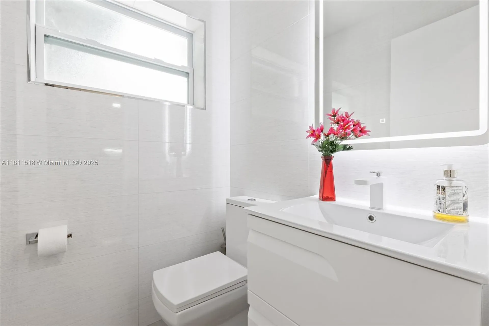 875 NW 108th Lane Coral Springs FL 33071