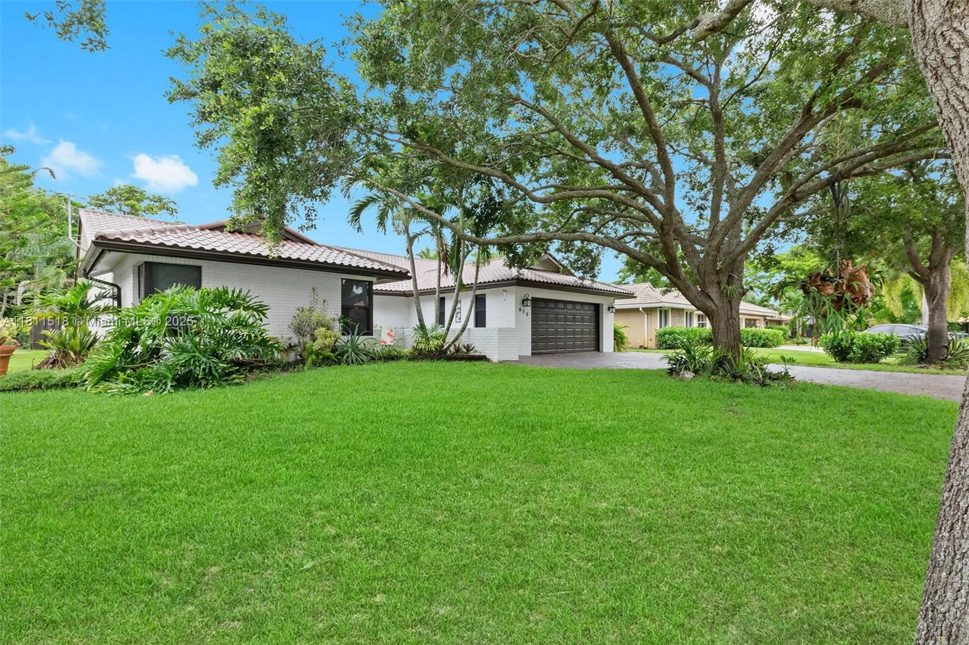 875 NW 108th Lane Coral Springs FL 33071