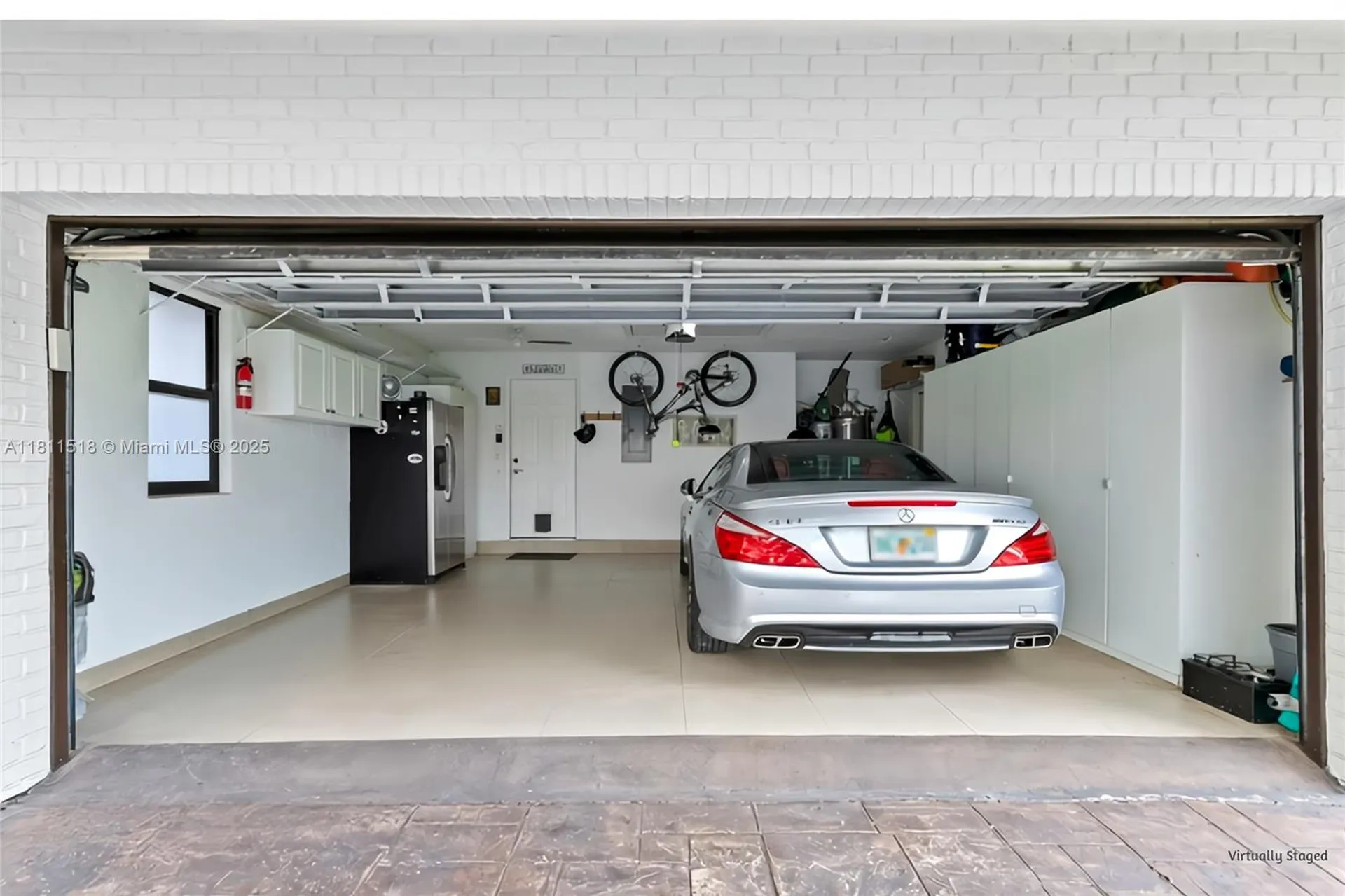 875 NW 108th Lane Coral Springs FL 33071