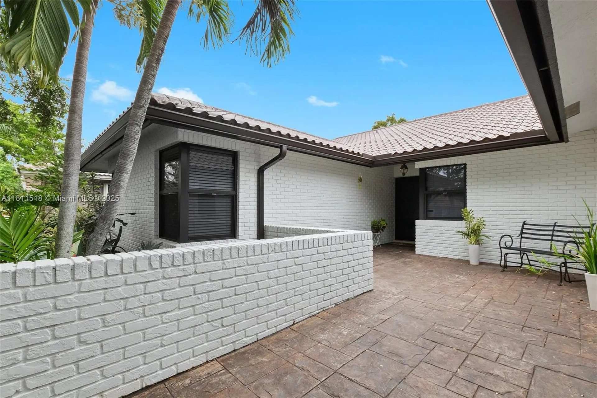 875 NW 108th Lane Coral Springs FL 33071