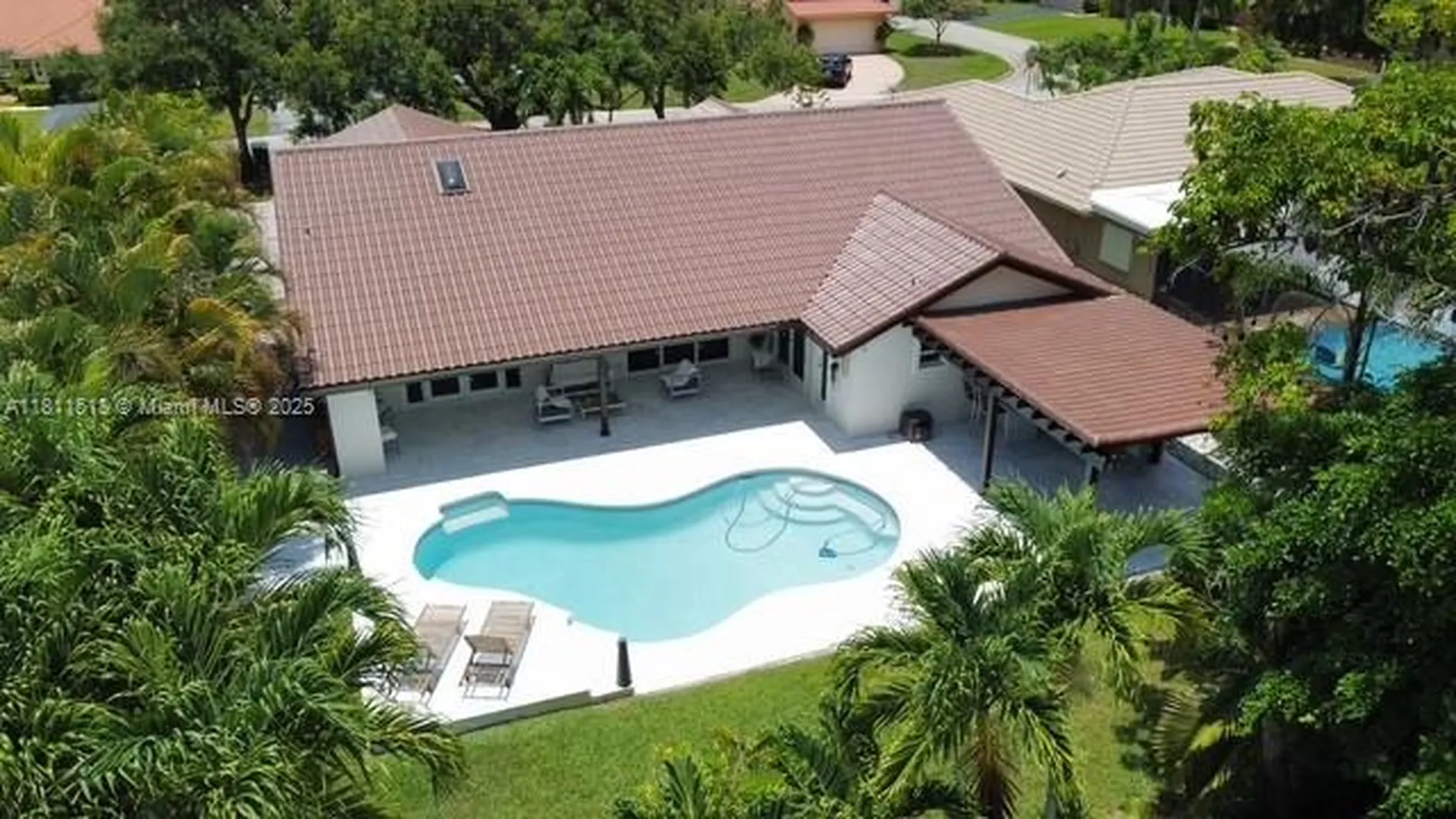 875 NW 108th Lane Coral Springs FL 33071