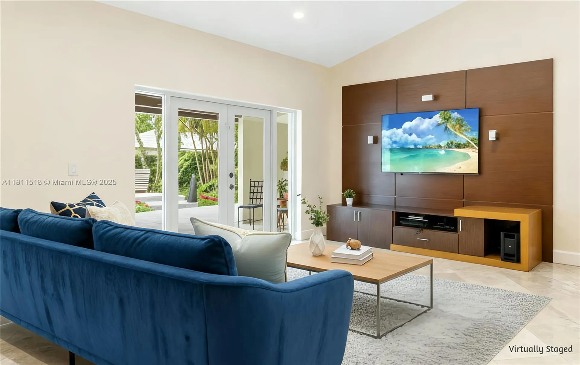 875 NW 108th Lane Coral Springs FL 33071