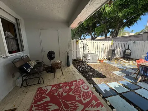 10428 NW 3rd Street Pembroke Pines FL 33026