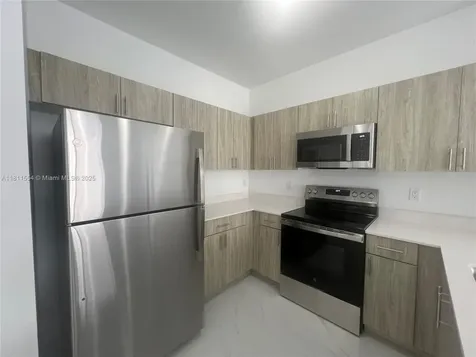 1010 SW 69th Avenue Miami FL 33144