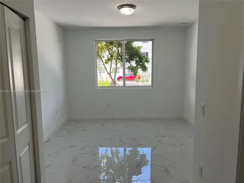 1010 SW 69th Avenue Miami FL 33144