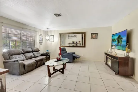 4035 N 110th Avenue N West Palm Beach FL 33411